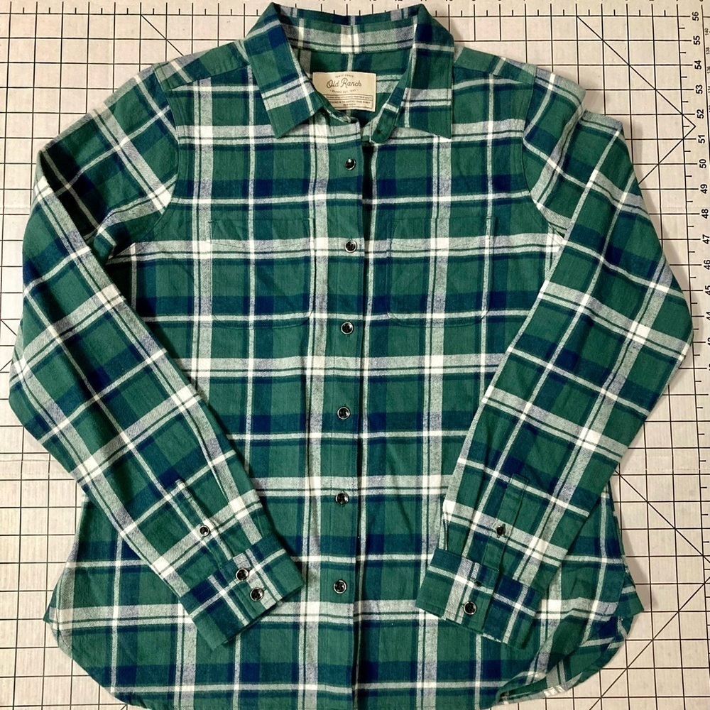 NWOT Old Ranch Women’s Size Small Green Shenandoah Long Sleeve Button Down Shirt